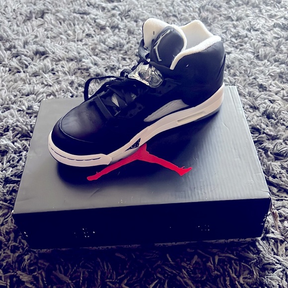 Retro Air Jordan 5’s - Oreos - Picture 3 of 3